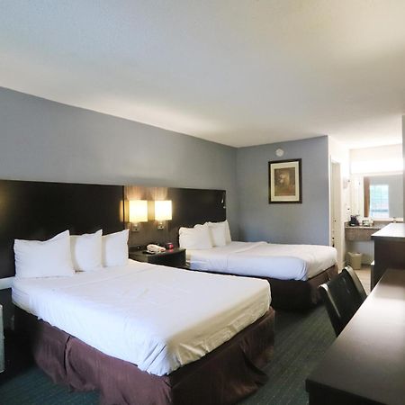 Greenville Inn & Suites Esterno foto