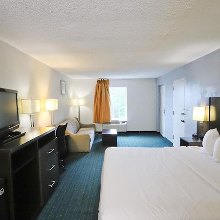 Greenville Inn & Suites Esterno foto