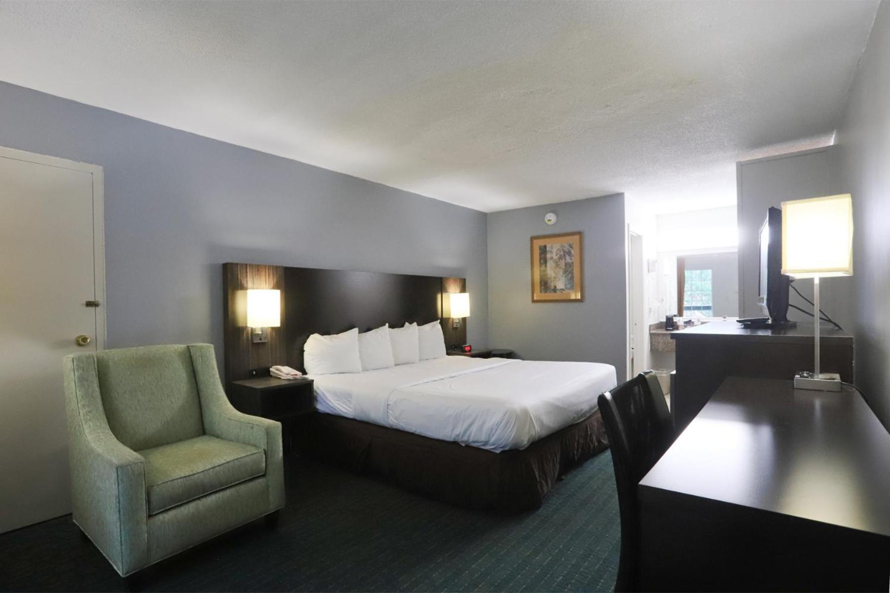 Greenville Inn & Suites Esterno foto