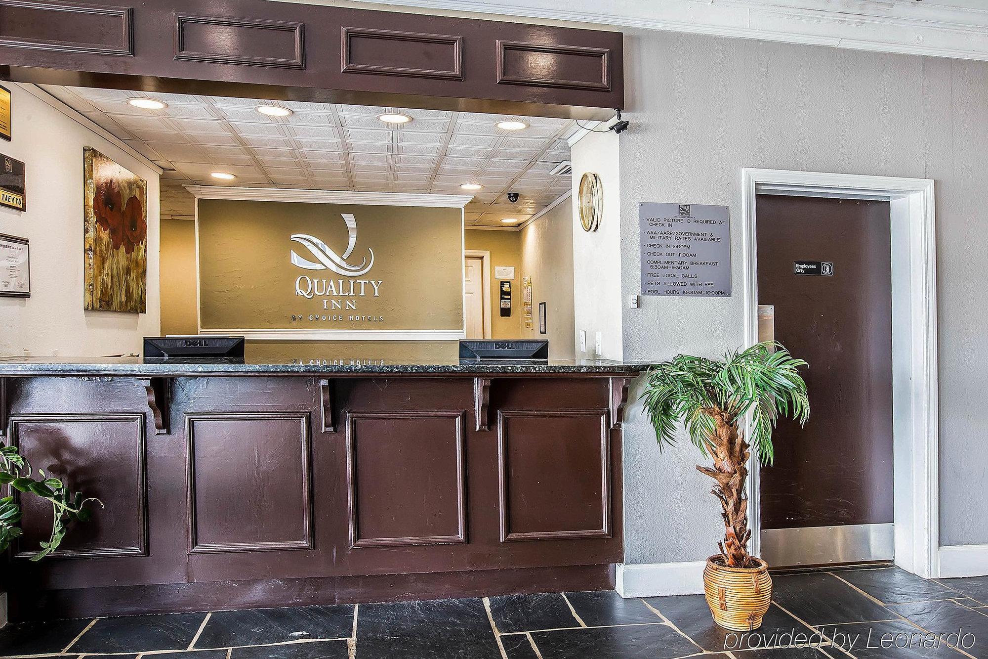 Greenville Inn & Suites Esterno foto