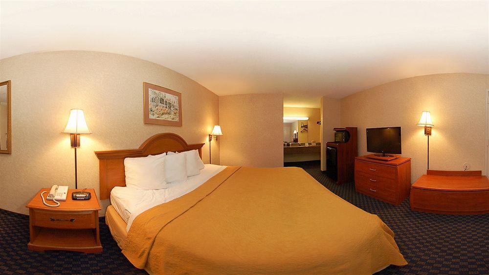 Greenville Inn & Suites Esterno foto